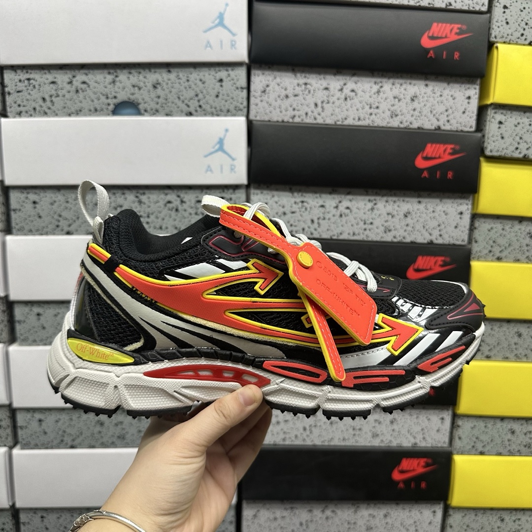Off-White Be Right Back - Image 7