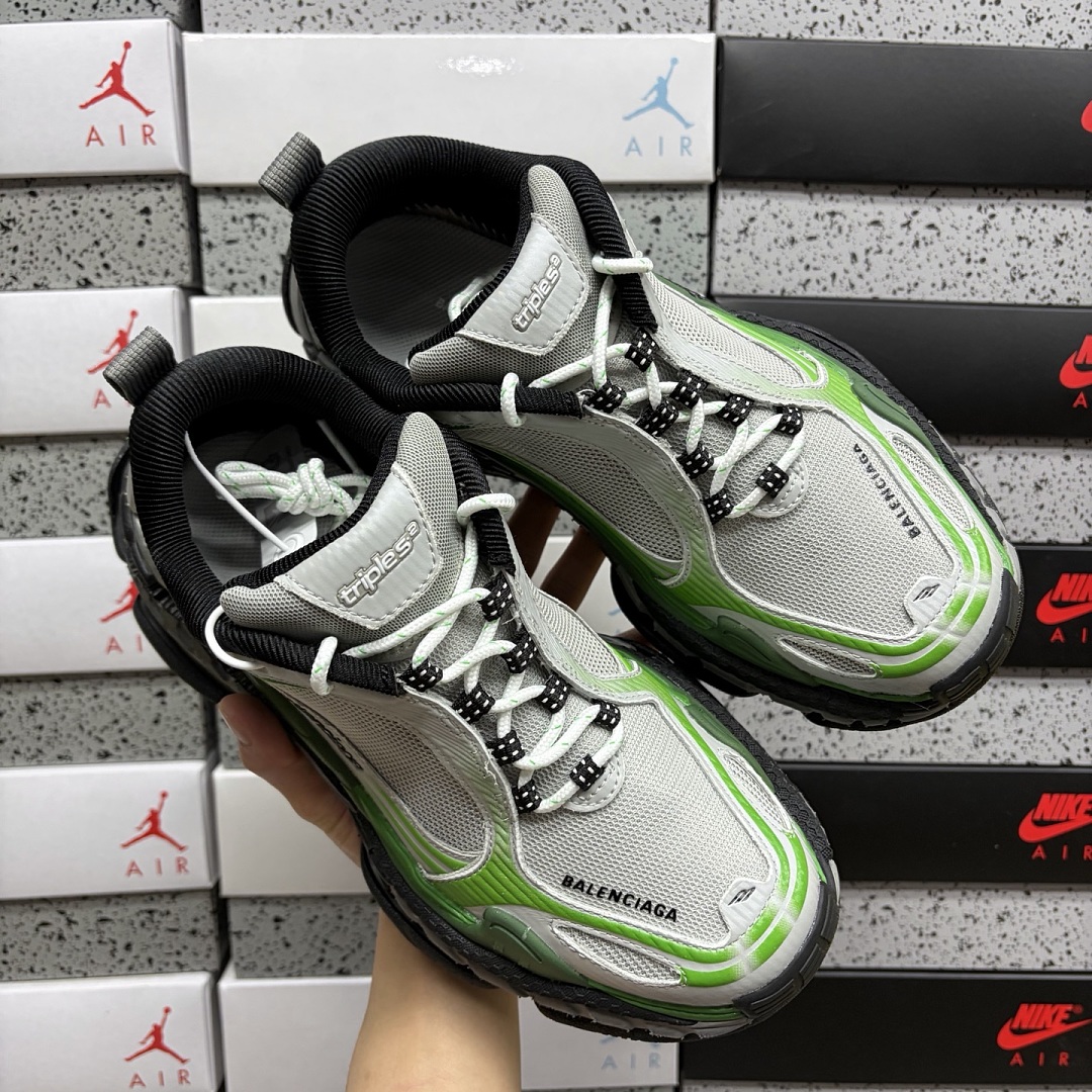 Balenciaga Triple S 2 - Image 10
