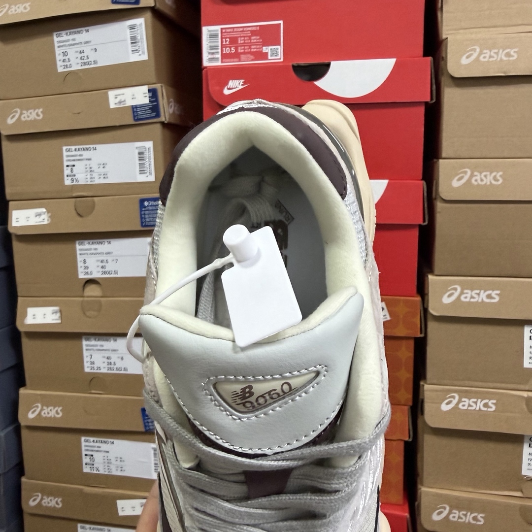 New Balance 9060 - Image 4