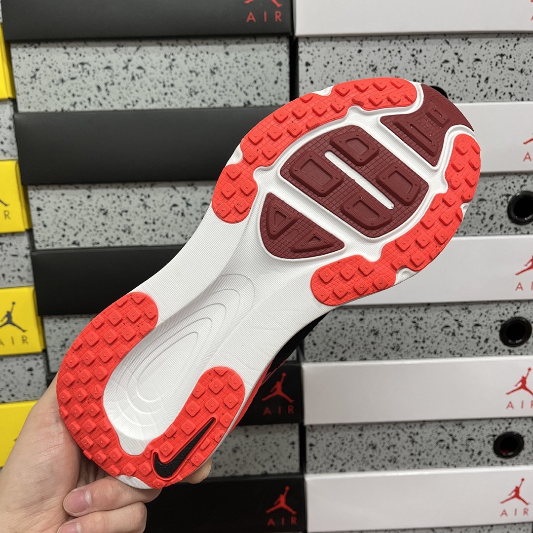 Nike Zoom Vomero - Image 3