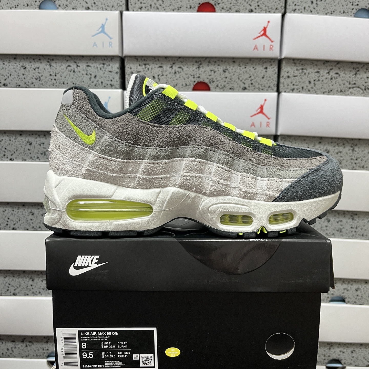 Nike Air Max 95 OG Reverse Gradient Neon - Image 10