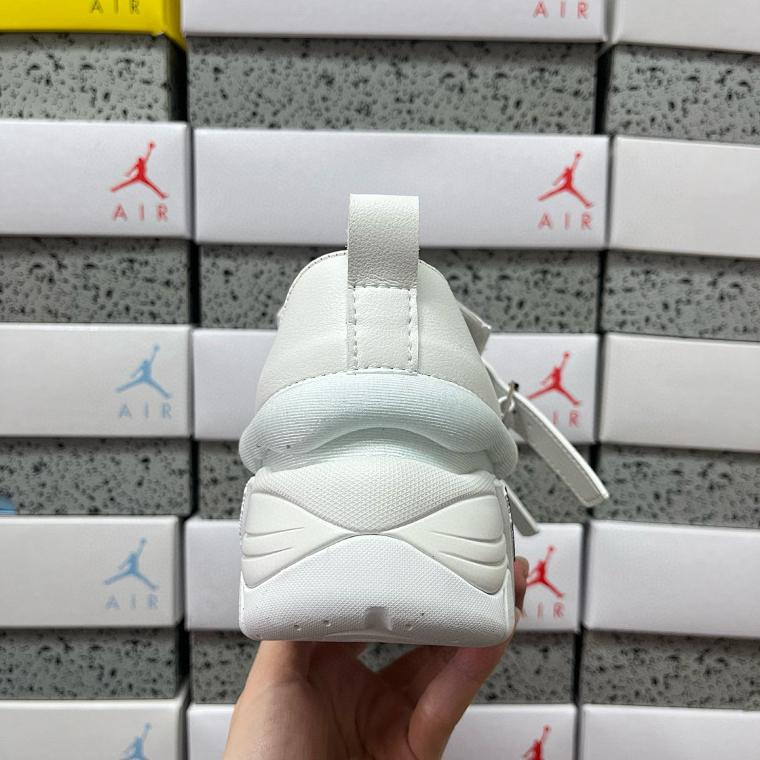 On Running Raf Simons Antei Low Top - Image 2