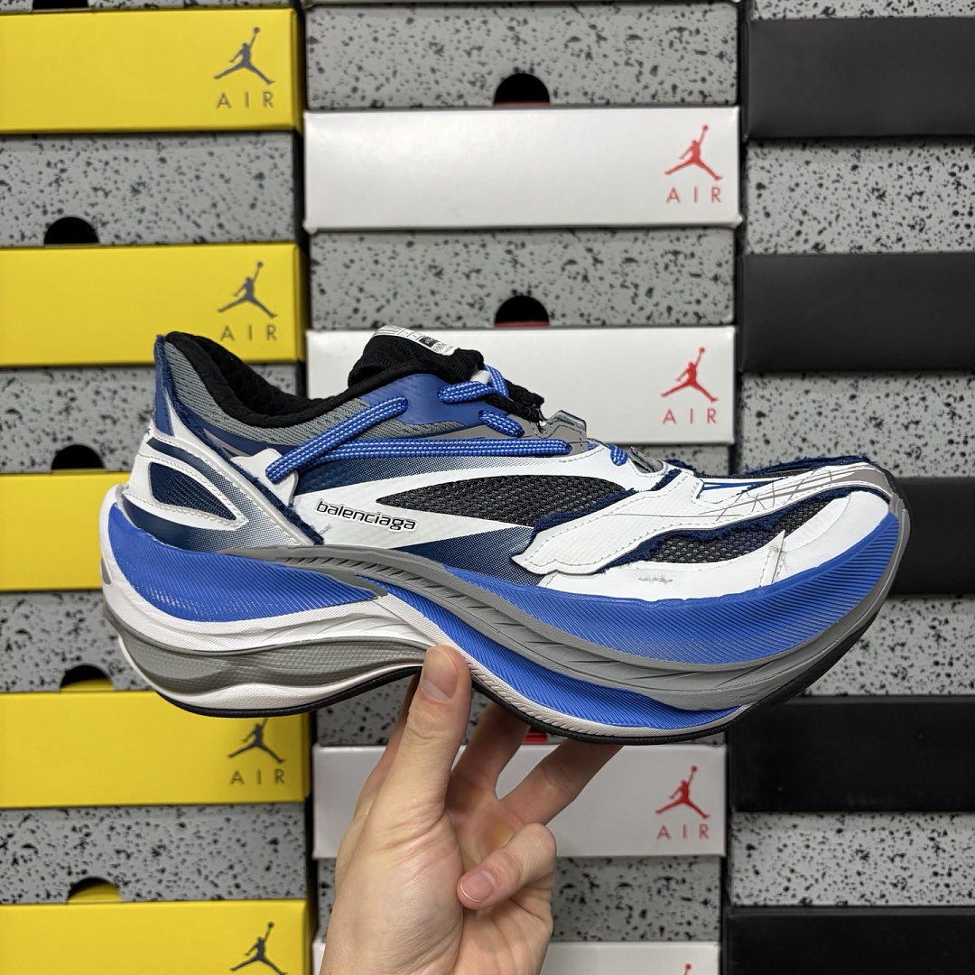 Balenciaga Jet 26 - Image 5