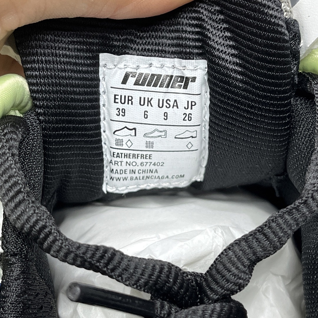 Balenciaga BLCG Runner - Image 97