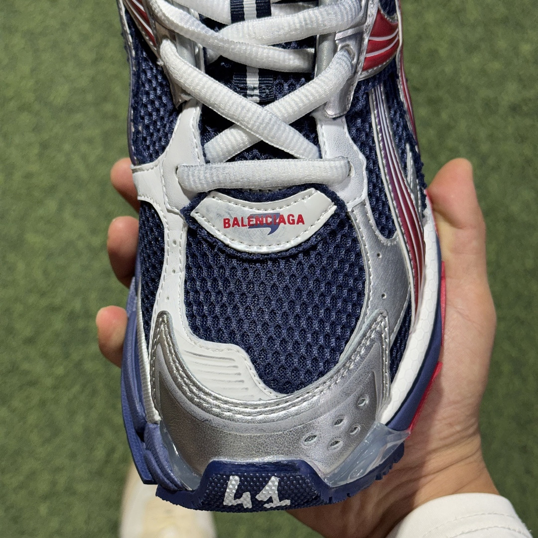 Balenciaga BLCG Runner 7.5 - Image 4