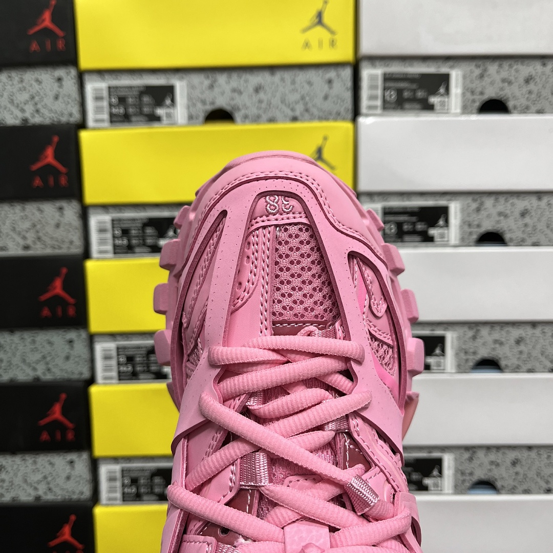 Balenciaga BLCG Track 3.0 - Image 2