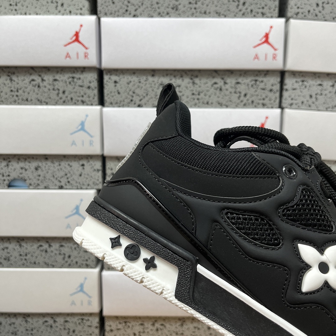 Louis Vuitton Skate Sneaker V3-3 - Image 5