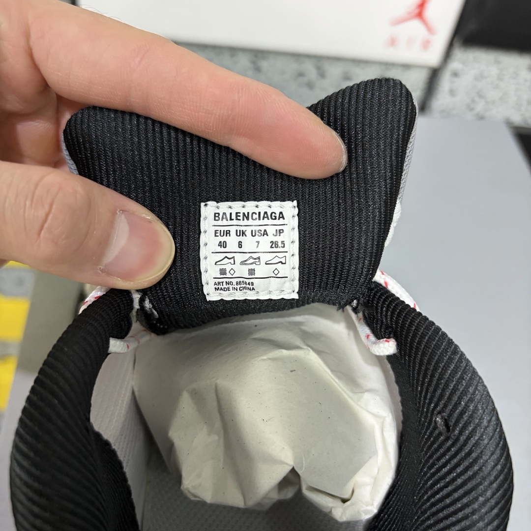 Balenciaga Triple S 2 - Image 11