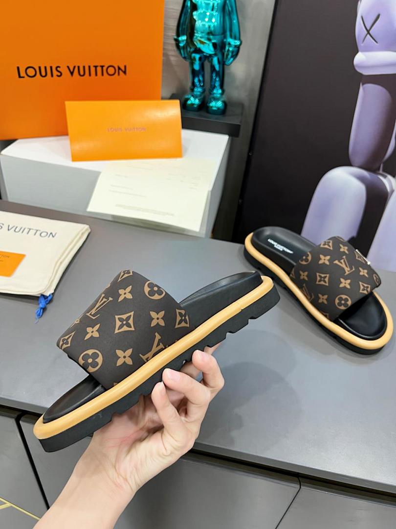 Louis Vuitton Velcro Slippers - Image 3