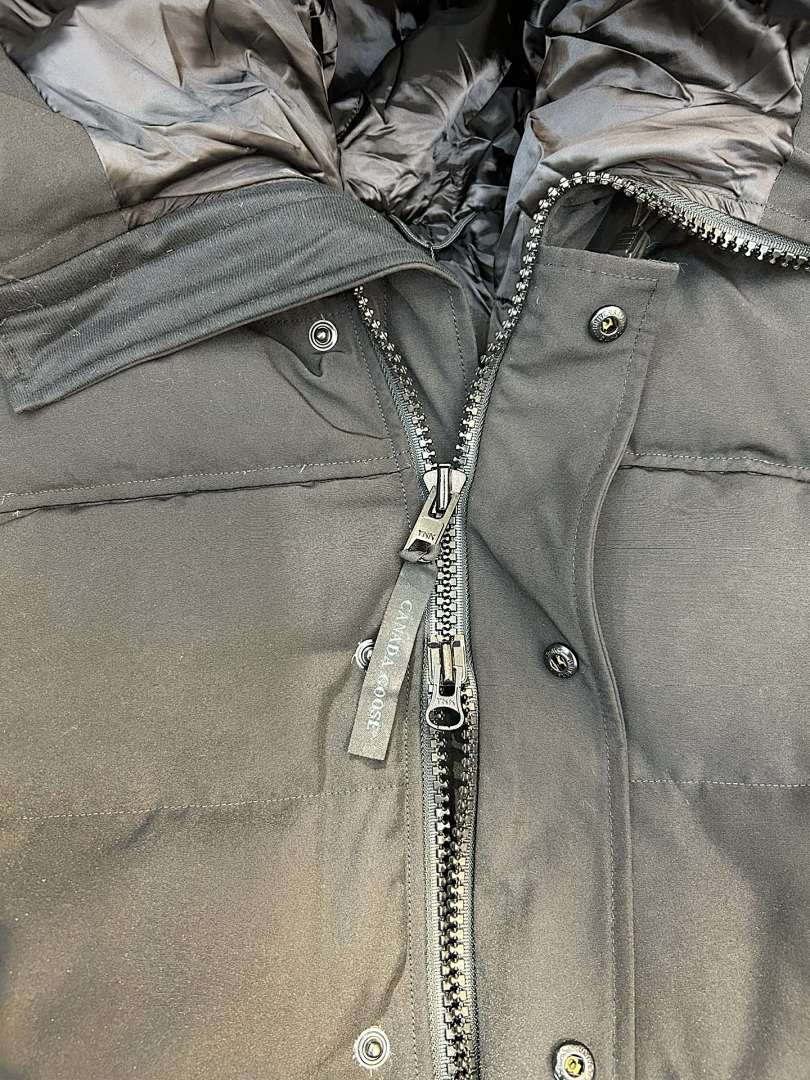 Canada Goose Macmillan Parka Jacket - Image 18
