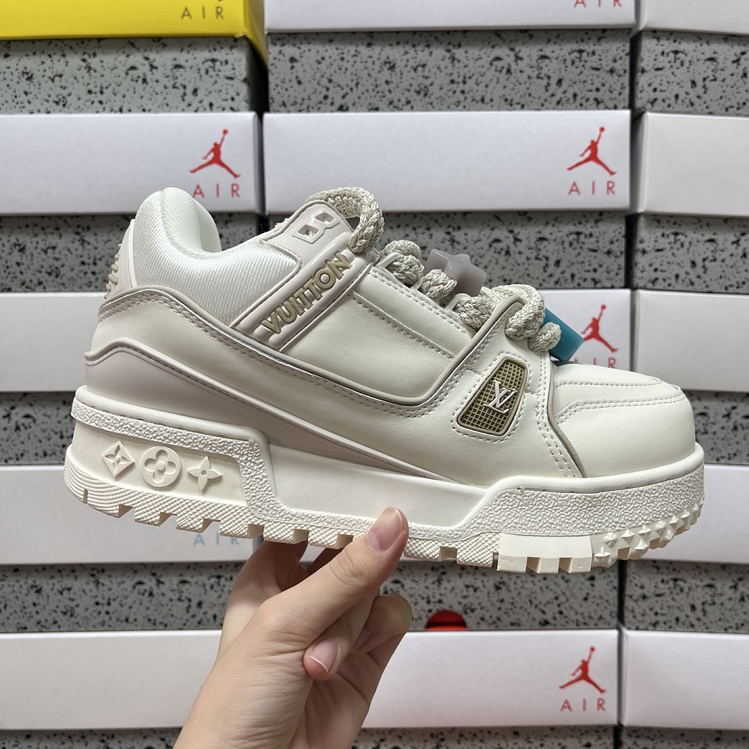 Louis Vuitton Trainer Maxi Off (White) - Image 7
