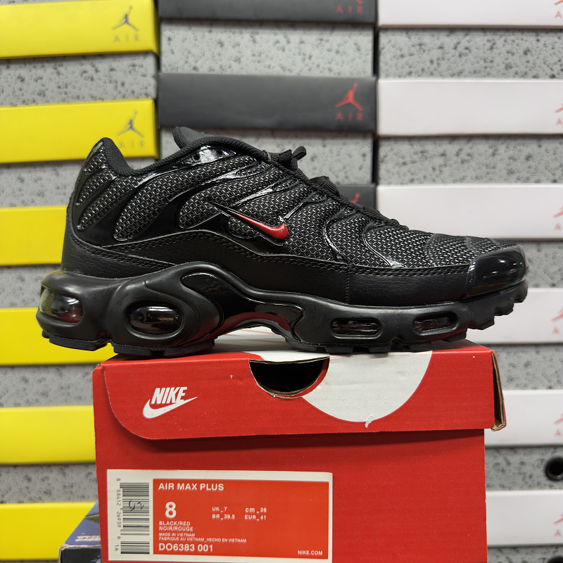 Nike Air Max Plus Metal Mesh (Black Red)