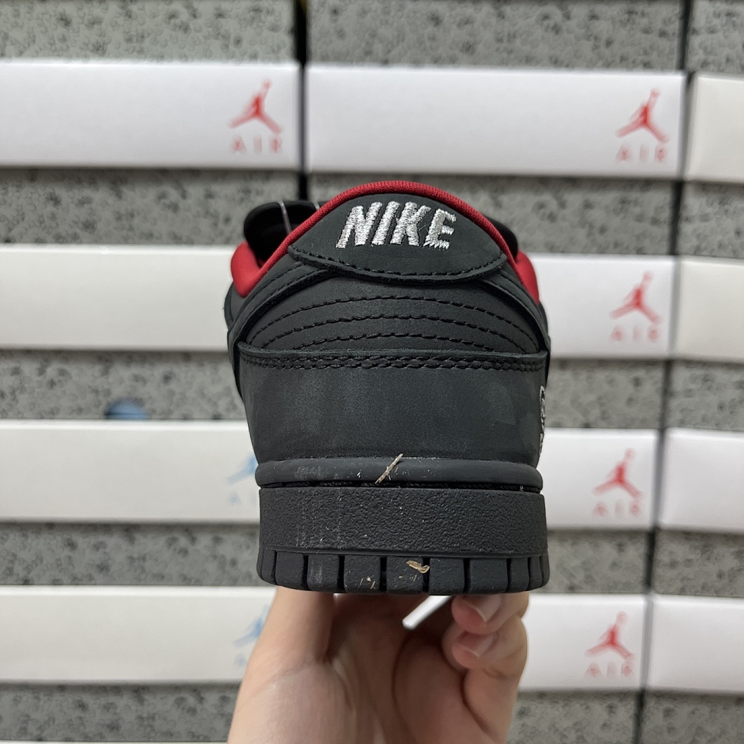 Nike SB Dunk Low Supreme Collab (Black 94) - Image 7