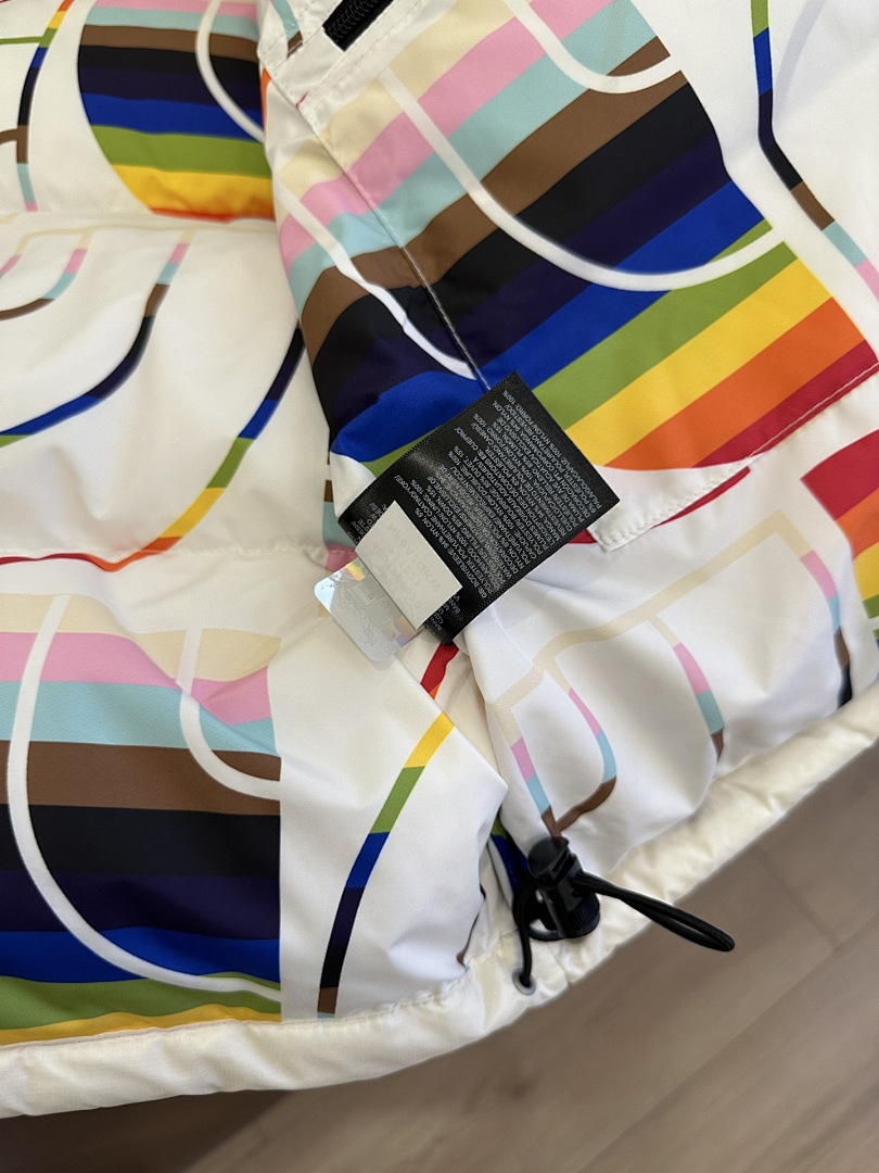 Chanel The North Face 1996 Retro Nuptse 700 Fill Packable Jacket - Image 49