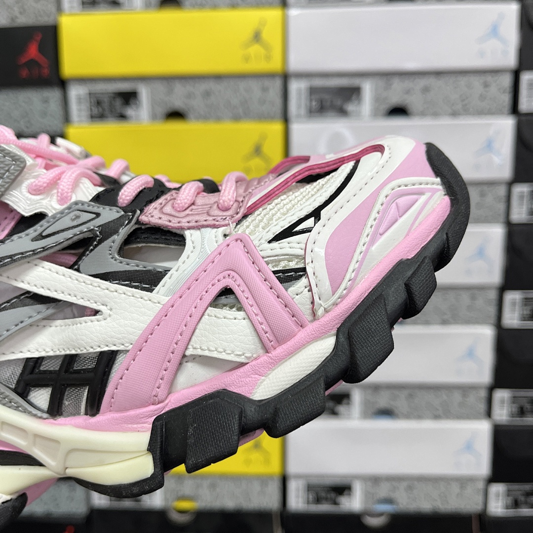 Balenciaga Track 2.0 - Image 66
