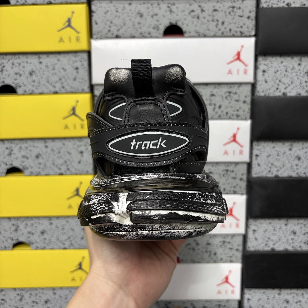 Balenciaga BLCG Track - Image 3