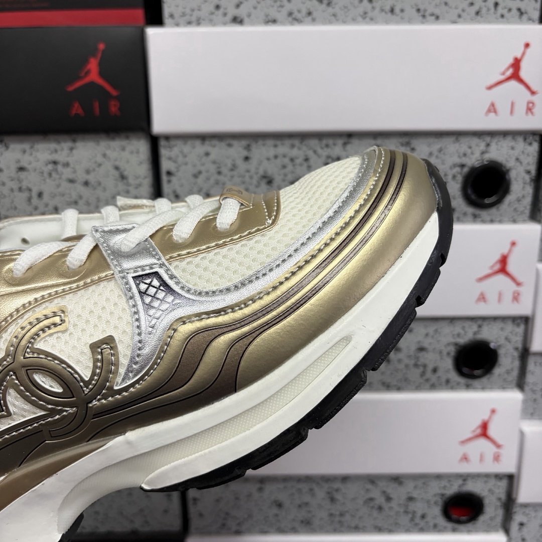 Chanel CC Runner Gold Laminate K5450 / - Image 9
