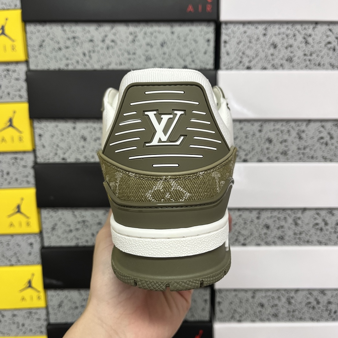 Louis Vuitton Trainer 1-12 - Image 7