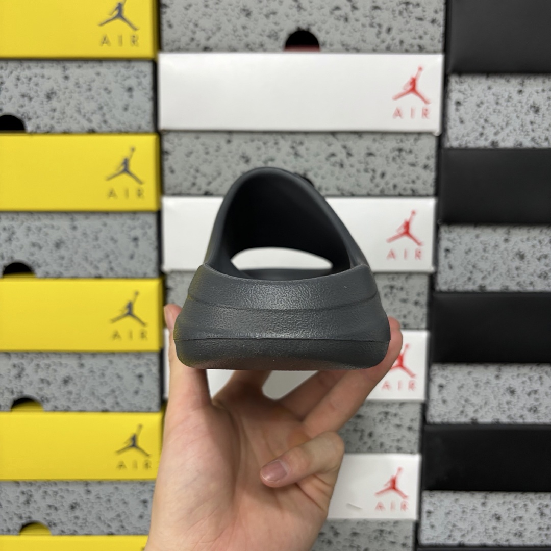 Adidas Yeezy Slide Granite Slides Gunmetal Grey (Matte) - Image 9