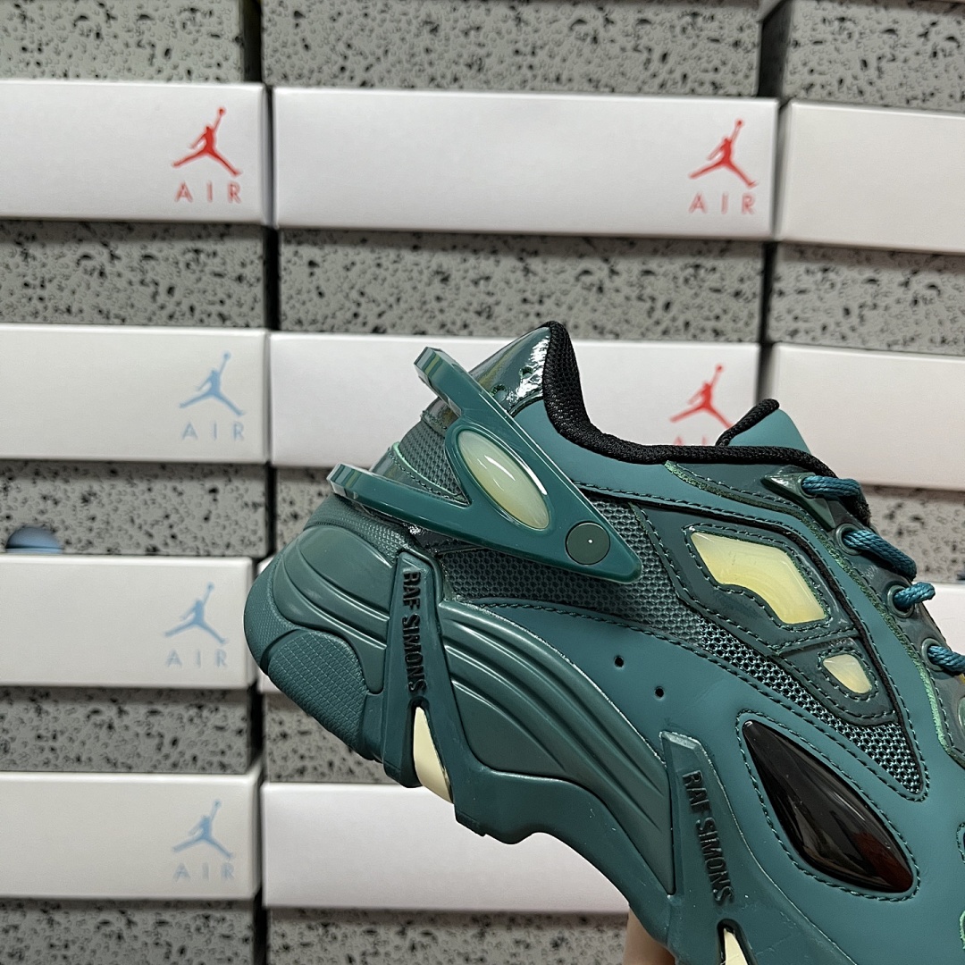 On Running Raf Simons Cylon-21 - Image 8
