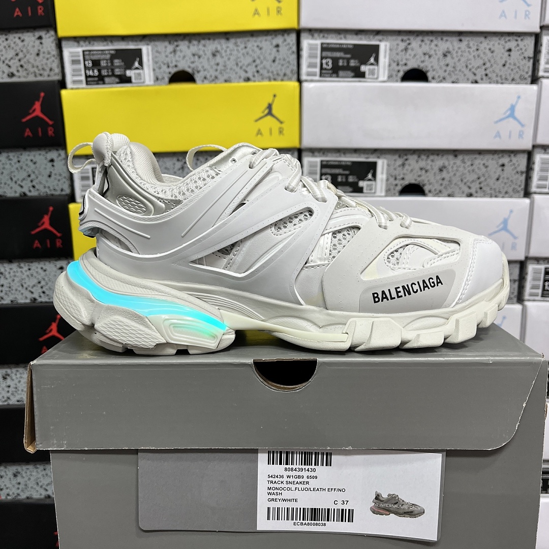 Balenciaga BLCG Track 3.0 White LED