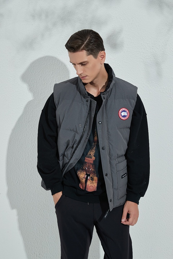 Canada Goose Freestyle Crew Gilet - Image 6