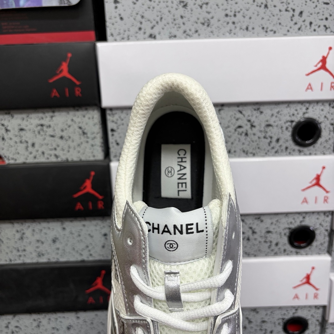Chanel CC Runner White Silver K5451 / - Image 8