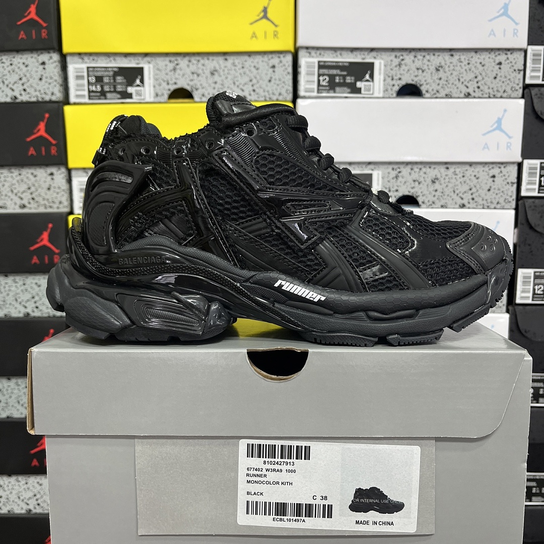 Balenciaga BLCG Runner 7 Gen