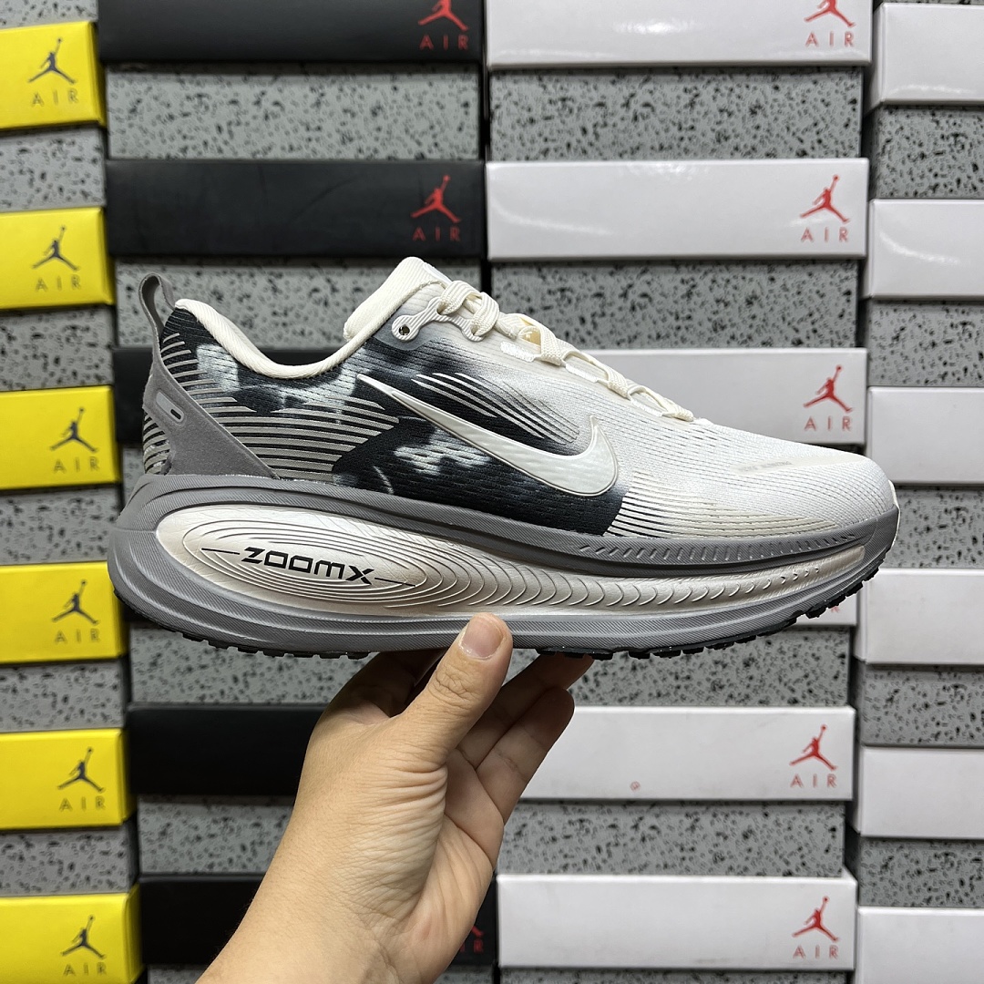 Nike Vomero - Image 2