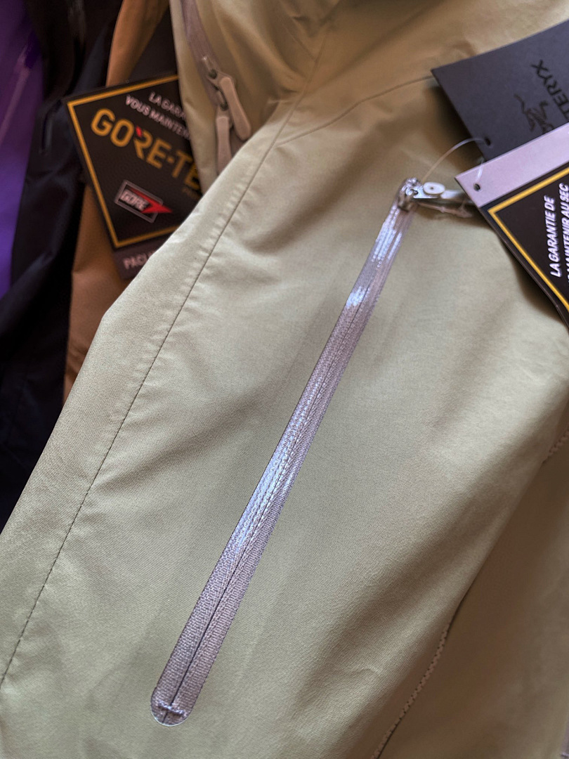 Arc'teryx Beta Lightweight LW Patchwork - Image 14