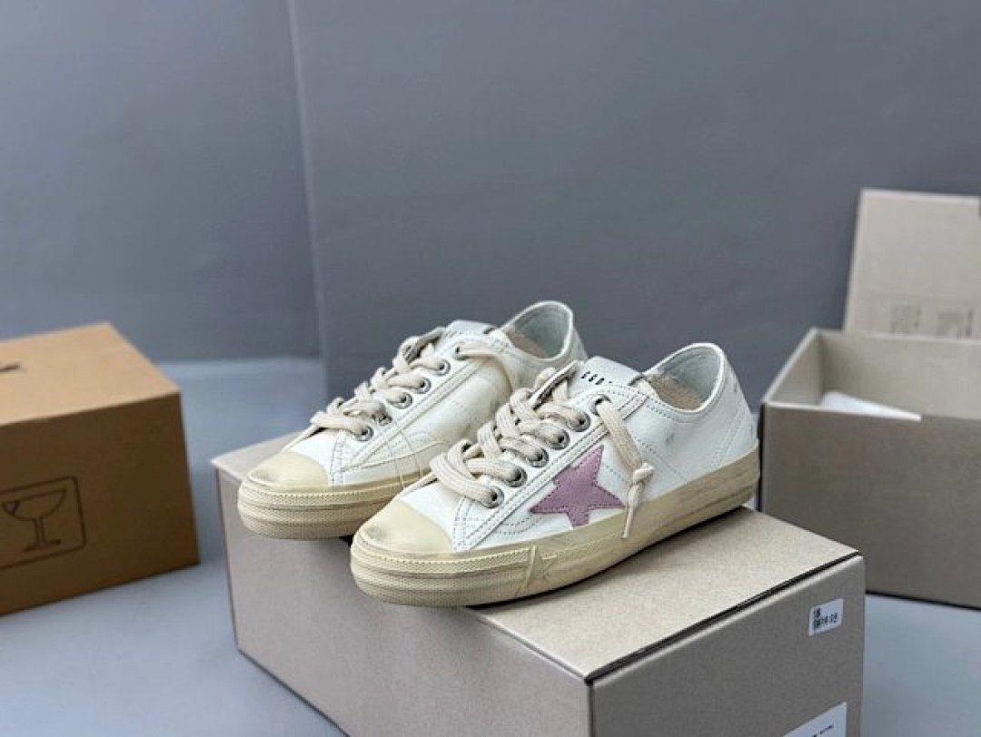 Golden Goose Deluxe Brand White Leather Pink Star - Image 4