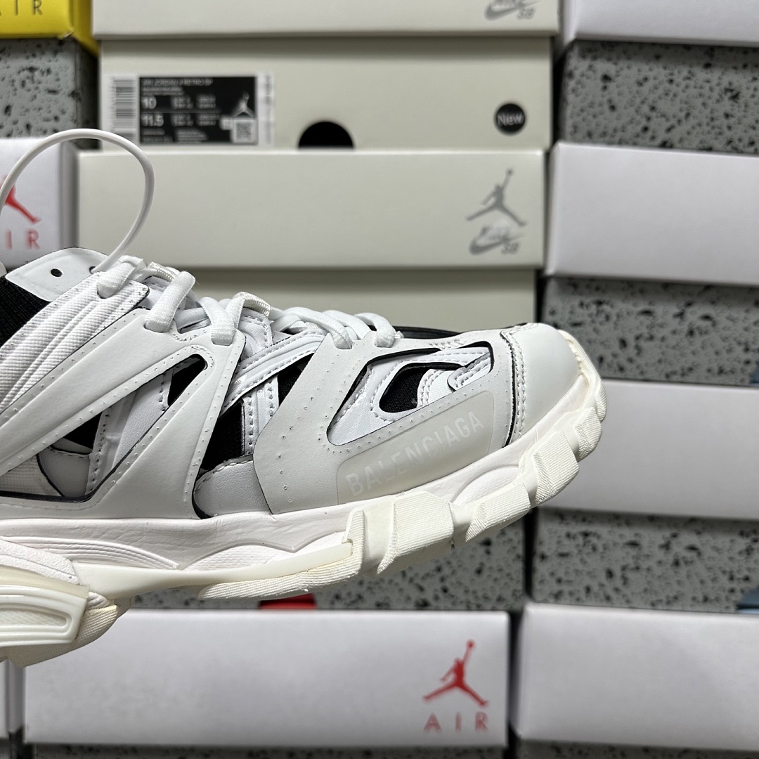 Balenciaga Track - Image 21