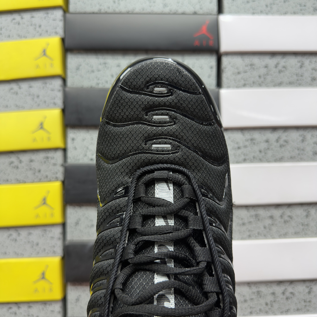 Nike Air Max Plus Mini Swoosh (Black Silver) - Image 5