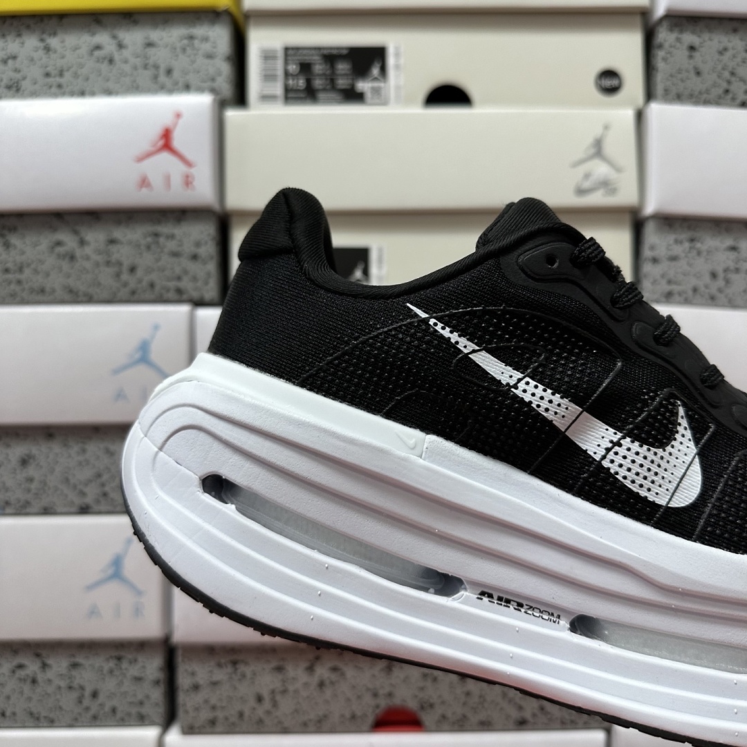 Nike Vomero Premium HM5973-400 - Image 4