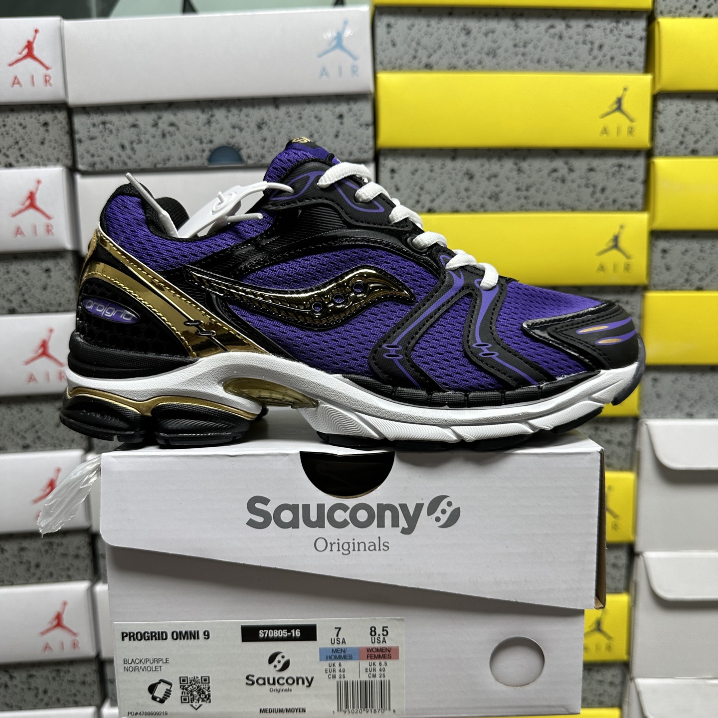 Sony ProGrid Triumph 4 CS Lakers - Image 11