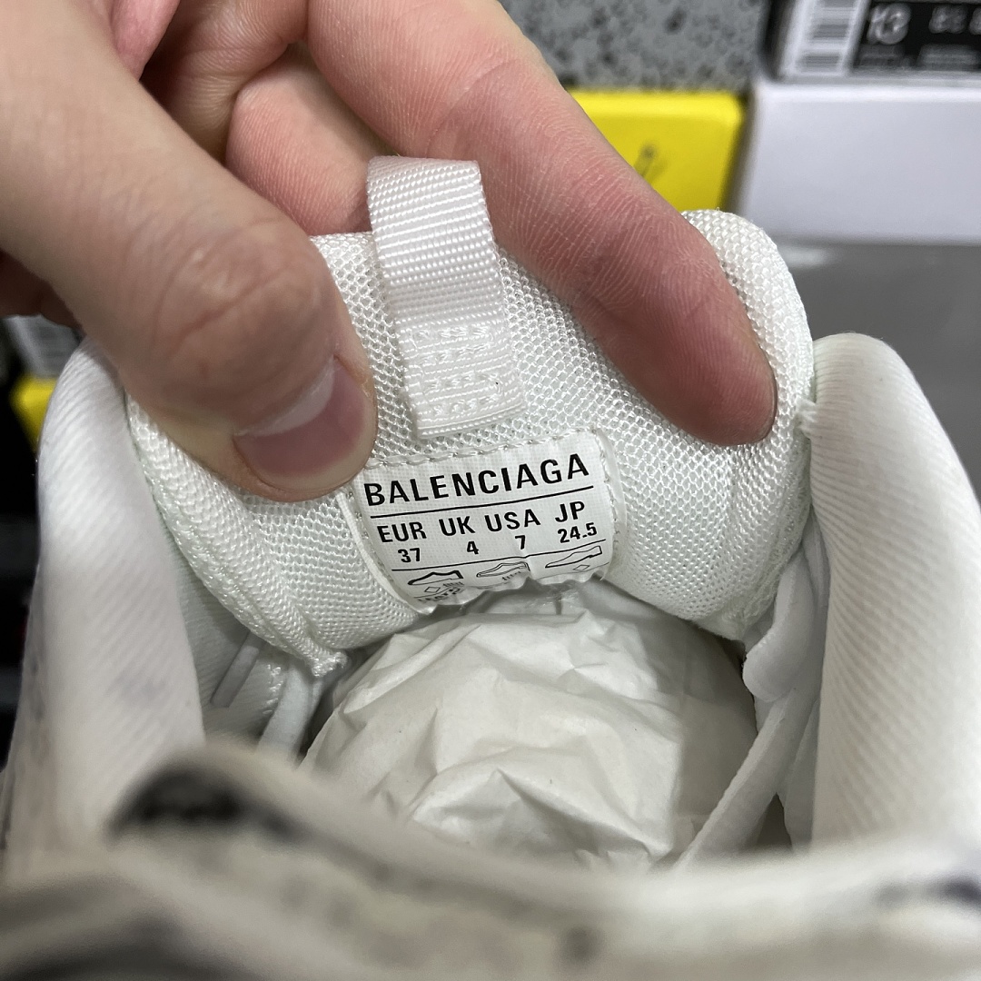 Balenciaga BLCG Track 3.0 - Image 7
