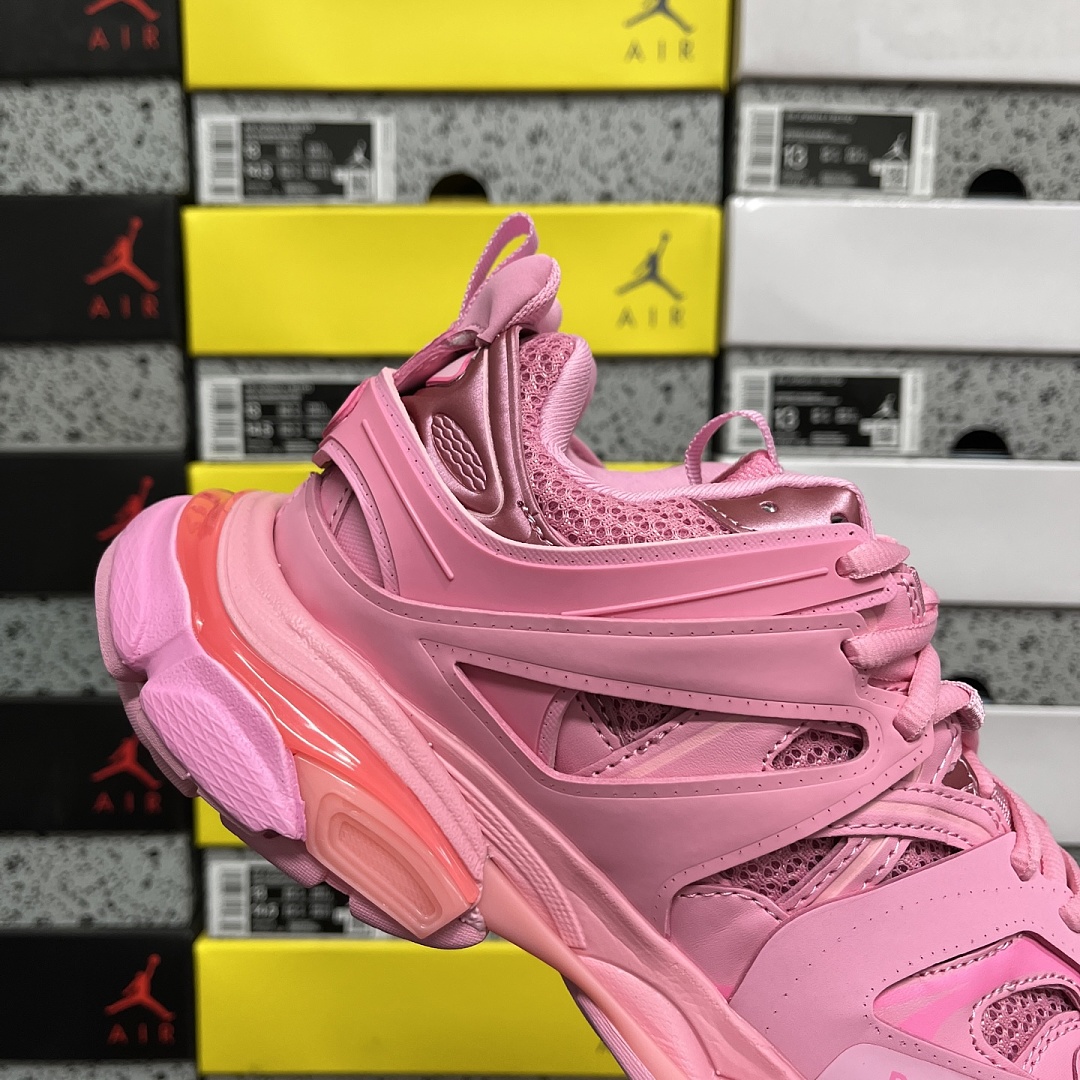 Balenciaga BLCG Track 3.0 - Image 5