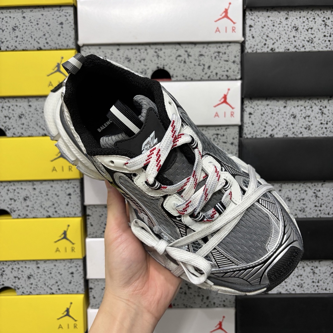Balenciaga 3XL - Image 10