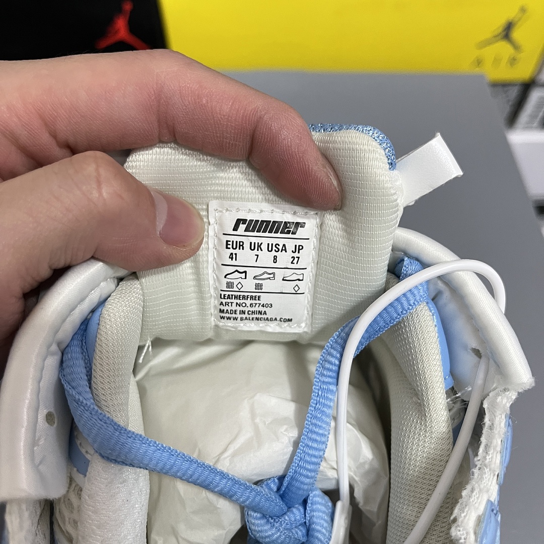 Balenciaga BLCG Runner 7.0 - Image 9