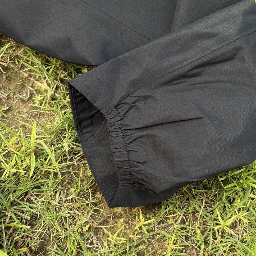 Arc'teryx Solano Hoodie Shell Jacket Black Hooded Windbreaker (Silver) - Image 8