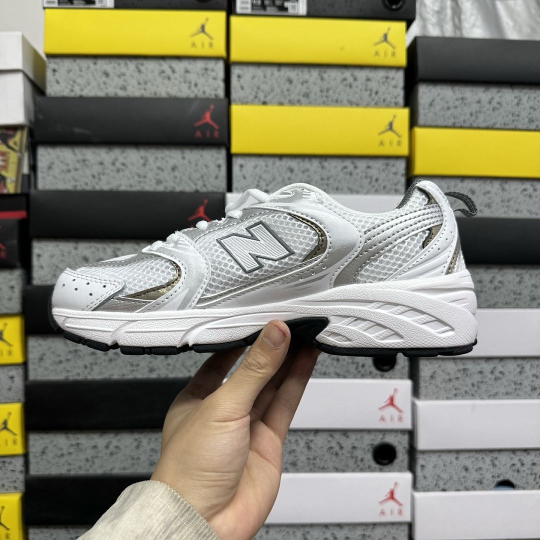 New Balance 530 (White Silver Metallic) - Image 2