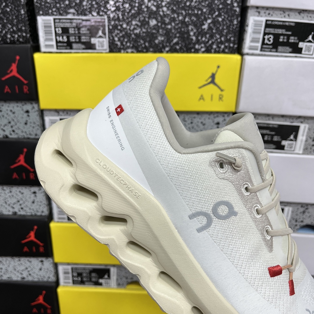 On Running Cloudtilt Sand Cream 3ME10102858 Off (White) - Image 5