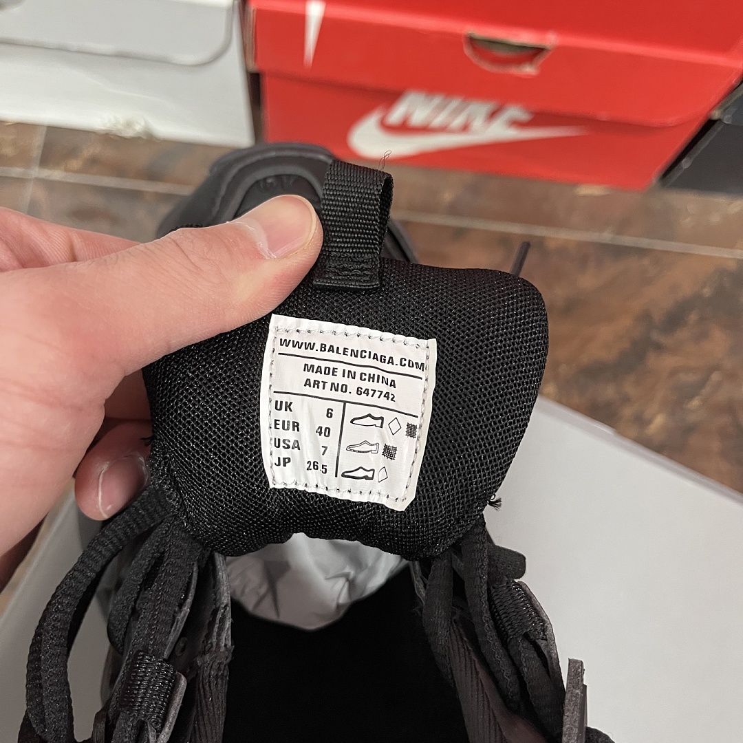 Balenciaga BLCG Track - Image 10