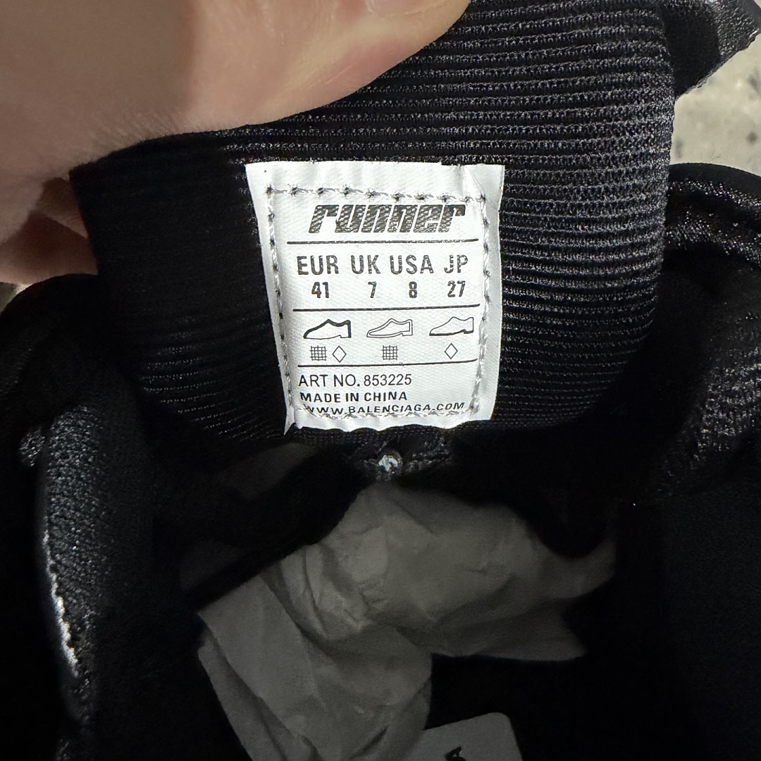 Balenciaga Runner 7 Gen (Black LED) - Image 2