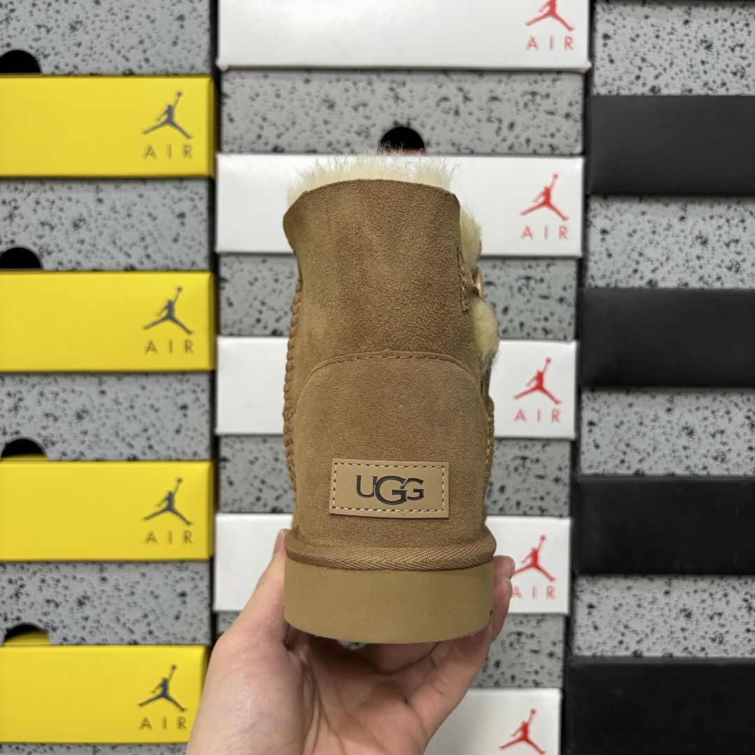 UGG Classic 3352 Buckle Mid -6422 - Image 7
