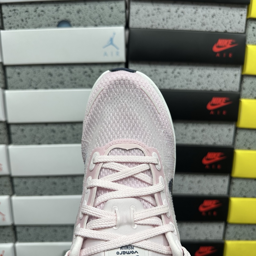 Nike Vomero Premium Pearl Pink Midnight (Navy) - Image 5