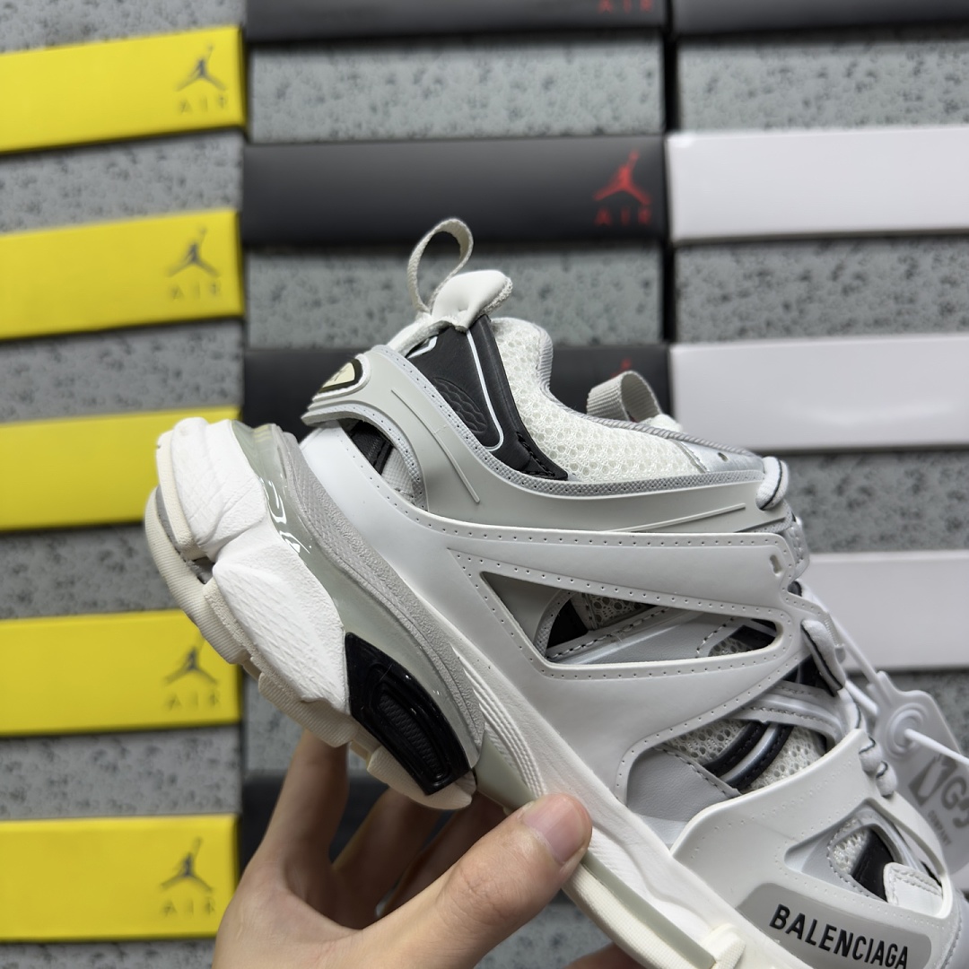 Balenciaga BLCG Track 9812 (White Grey) - Image 2