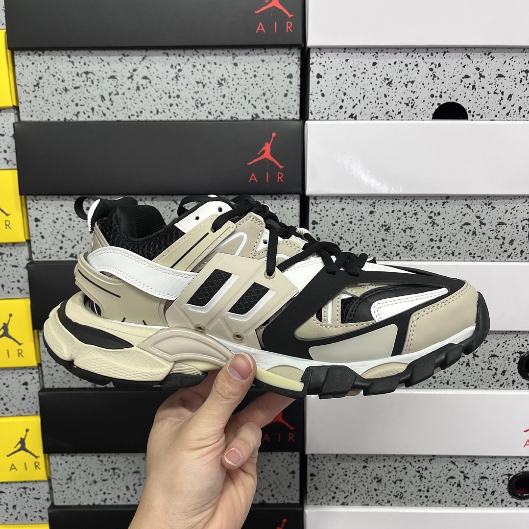 Balenciaga Track - Image 9
