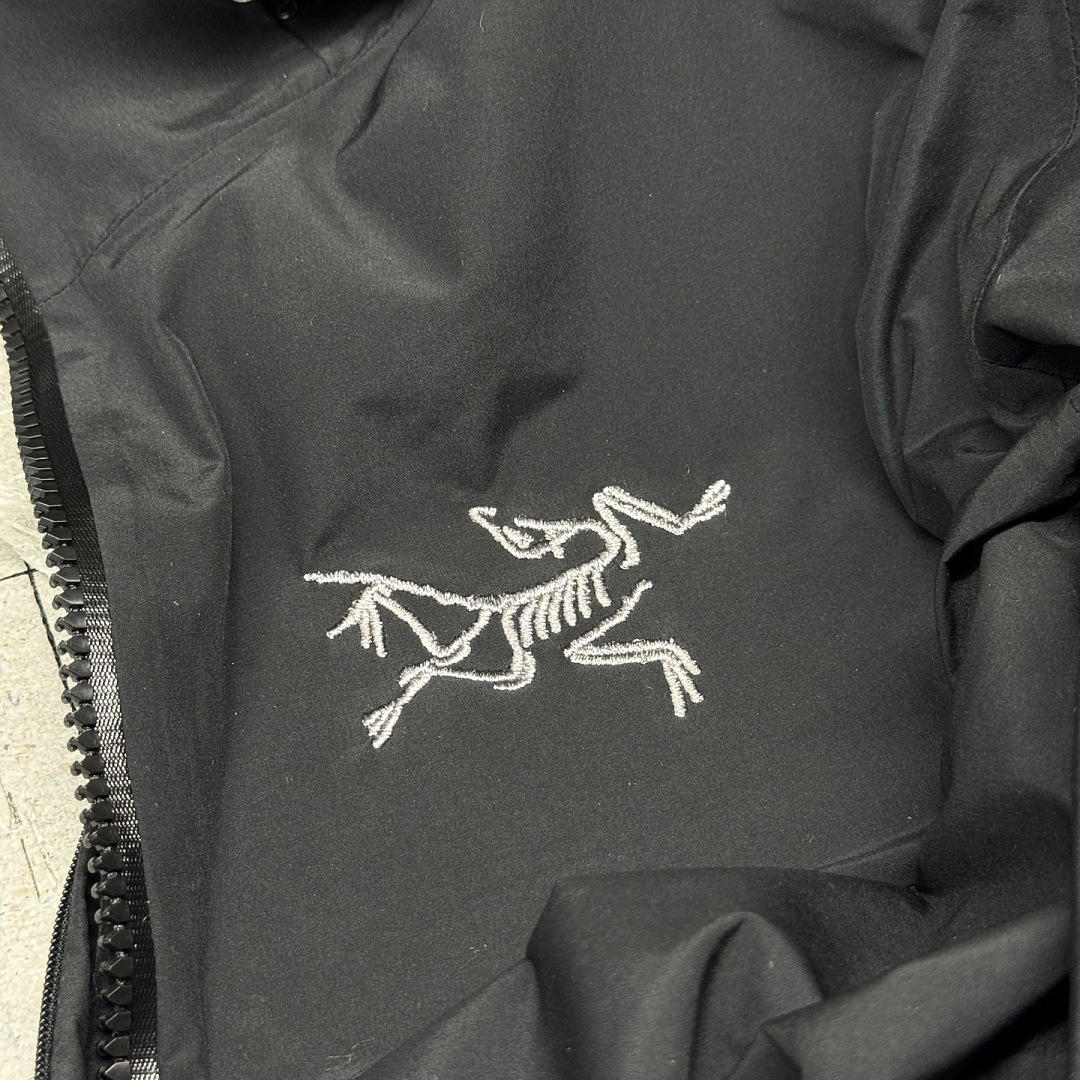 Arc'teryx Macai Jacket Black 70 Velvet - Image 4