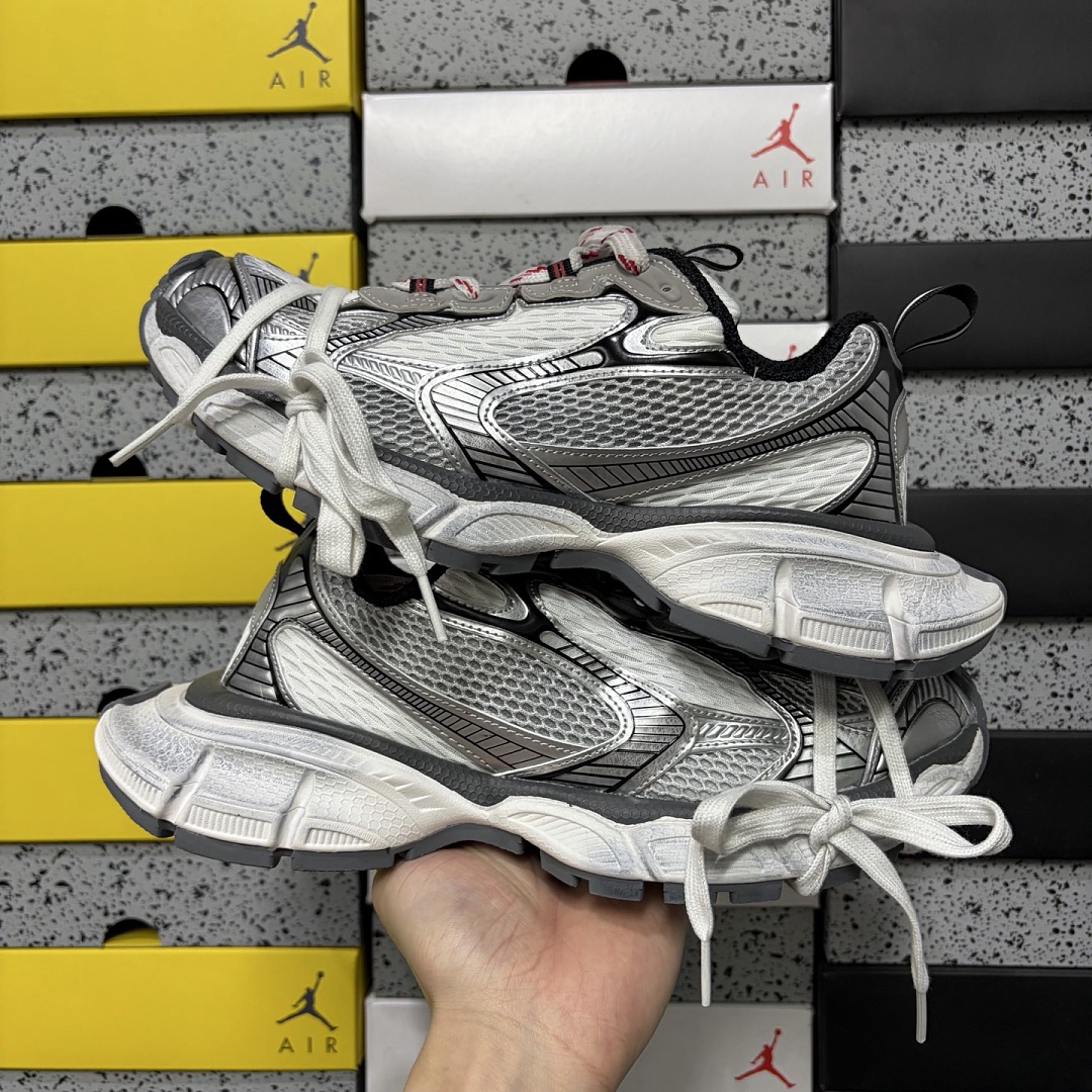 Balenciaga BLCG 3XL - Image 11